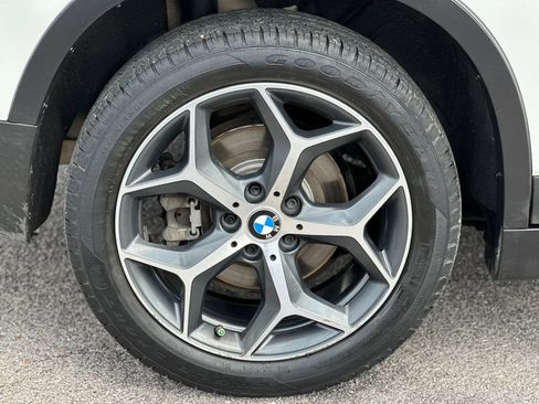 Used 2018 BMW X1 sDrive28i FWD image 25
