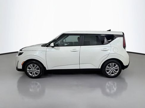 Used 2024 Kia Soul LX FWD image 6
