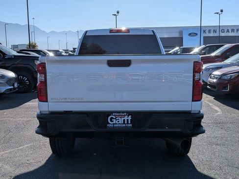 Used 2025 Chevrolet Silverado 3500 W/T image 7