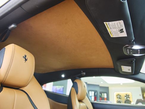 Used 2018 Ferrari GTC4Lusso image 31