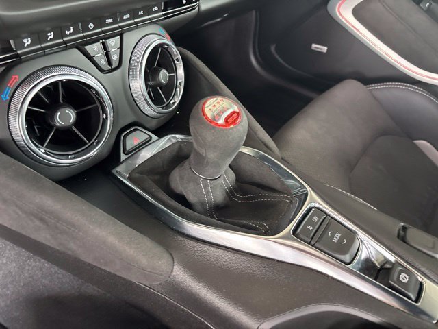 Used 2021 Chevrolet Camaro SS RWD image 11