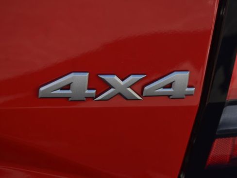 New 2026 Nissan Frontier SV w/ SV Convenience Package image 7