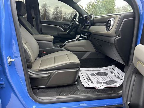 Used 2025 Chevrolet Colorado ZR2 w/ ZR2 Bison Edition AWD/4WD image 39