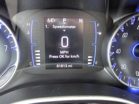 Used 2020 Chrysler Voyager LX w/ Cold Weather Group image 11