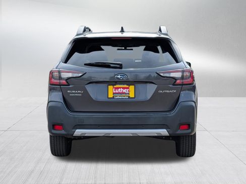 Used 2023 Subaru Outback Limited AWD/4WD image 6