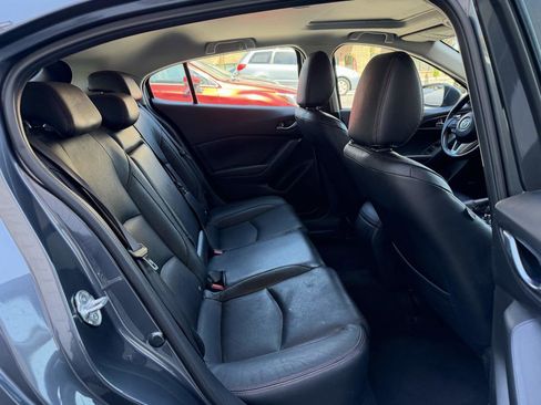 Used 2014 MAZDA MAZDA3 s Grand Touring w/ Technology Package FWD image 11