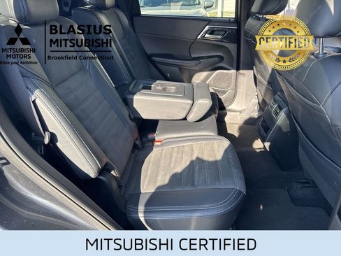 Used 2024 Mitsubishi Outlander SE FWD image 43