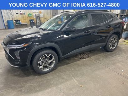 Used 2025 Chevrolet Trax LT