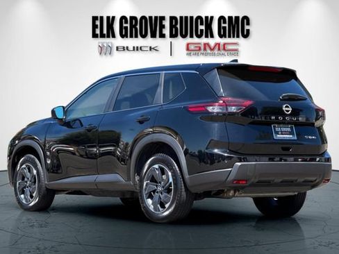 Used 2024 Nissan Rogue SV AWD/4WD image 6