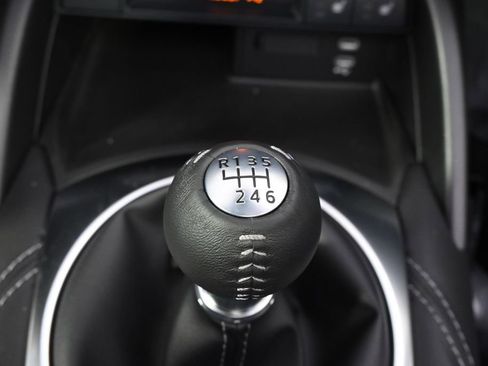 New 2026 MAZDA MX-5 Miata Club w/ Weather Package RWD image 33