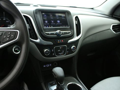 Used 2023 Chevrolet Equinox LS w/ Midnight Edition image 18