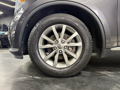 Used 2018 Dodge Durango SXT w/ 3rd Row Seating Group RWD image 24