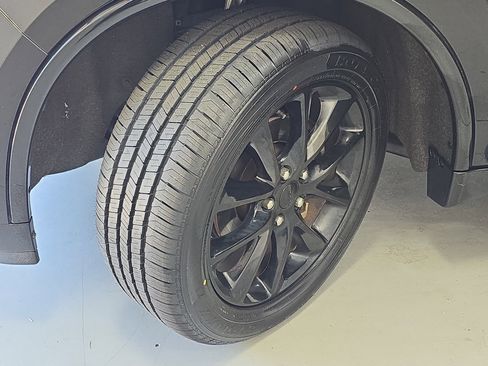 Used 2018 Dodge Durango GT w/ Premium Group AWD/4WD image 33