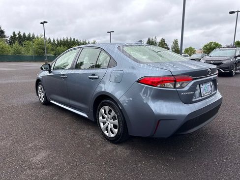 Used 2023 Toyota Corolla LE FWD image 5