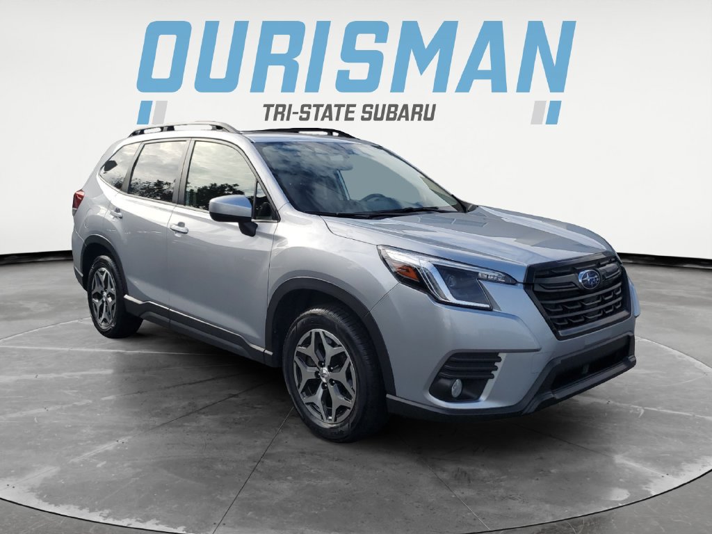 Certified 2023 Subaru Forester Premium AWD/4WD image 1