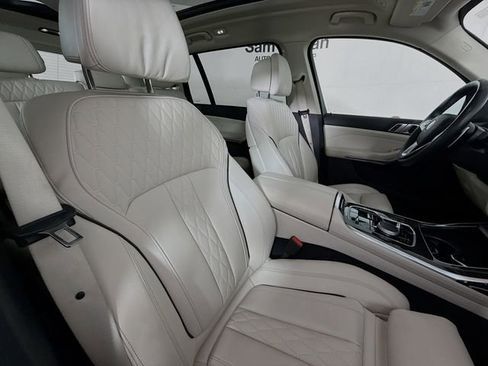 Certified 2024 BMW X7 xDrive40i AWD/4WD image 30
