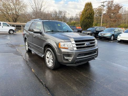 Used 2017 Ford Expedition Limited image 2