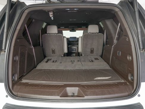 Used 2022 Chevrolet Tahoe LT image 12