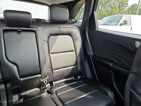 Used 2022 Ford Escape SEL w/ Technology Package FWD image 15