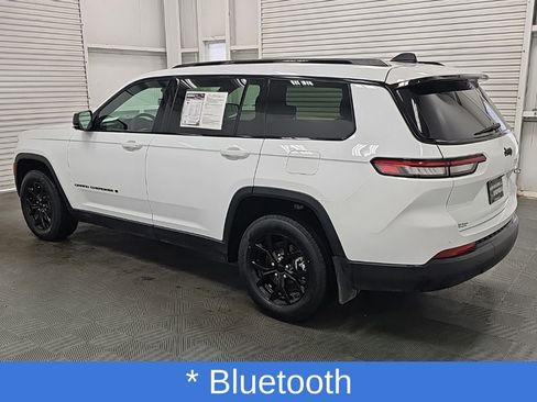 Used 2024 Jeep Grand Cherokee L Laredo RWD image 6