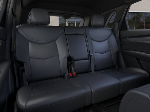 New 2026 Cadillac XT5 Luxury AWD/4WD image 17