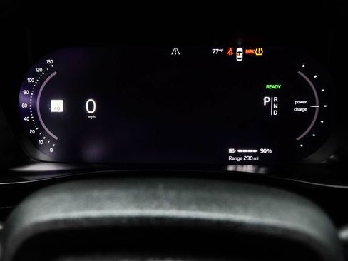 Used 2023 Volvo C40 Recharge Core AWD/4WD image 32