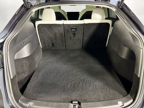 Used 2020 Tesla Model Y Long Range image 22