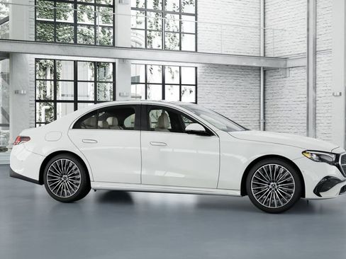 Used 2026 Mercedes-Benz E 350 Sedan image 9