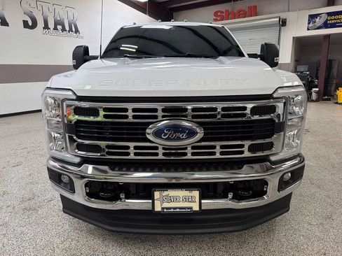 Used 2024 Ford F350 XLT AWD/4WD image 12