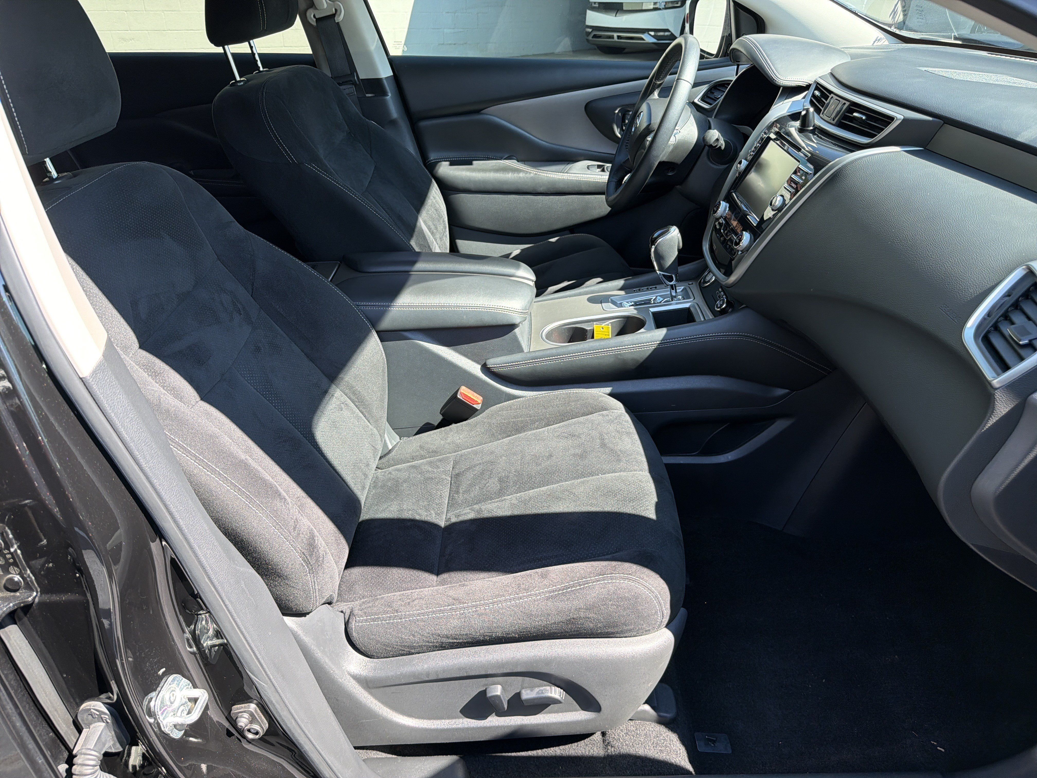 Used 2019 Nissan Murano SV FWD image 13