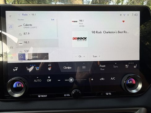 Used 2025 Lexus RX 350 Premium w/ Accessory Package (Z1) FWD image 22