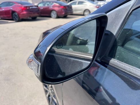 Used 2019 Toyota Corolla XSE image 16