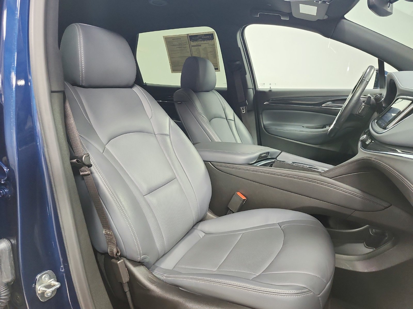 Used 2024 Buick Enclave Essence FWD image 39
