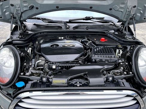 Used 2015 MINI Cooper 2-Door Hardtop FWD image 31