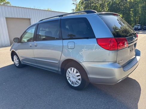 Used 2007 Toyota Sienna CE image 19