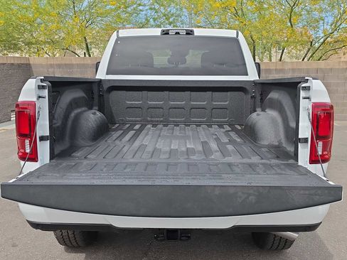 New 2026 RAM 2500 Big Horn AWD/4WD image 30