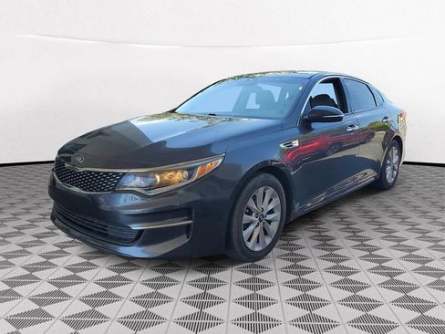 Used 2017 Kia Optima EX FWD image 3