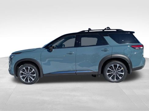 New 2026 Nissan Pathfinder Platinum image 12