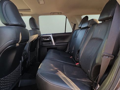 Used 2018 Toyota 4Runner Limited AWD/4WD image 10