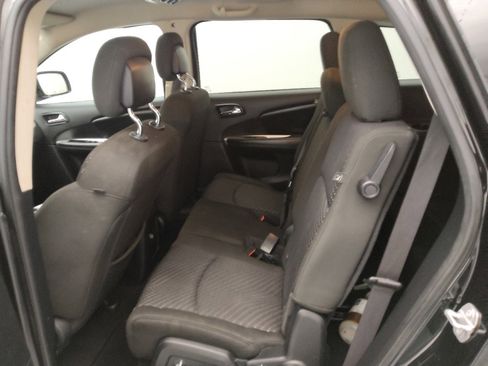 Used 2019 Dodge Journey SE w/ Connectivity Group image 18