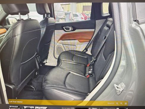 Used 2023 Jeep Compass Limited image 20