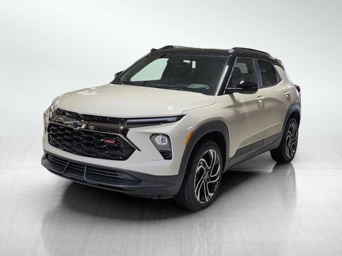 New 2026 Chevrolet TrailBlazer RS w/ Convenience Package image 3
