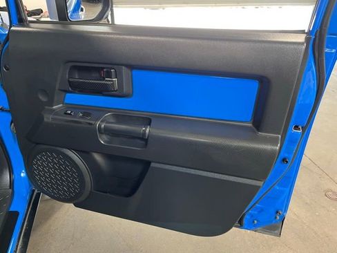 Used 2008 Toyota FJ Cruiser 2WD image 12