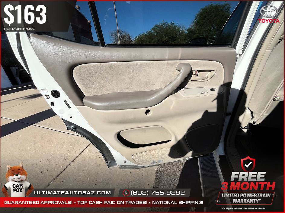 Used 2005 Toyota Sequoia SR5 AWD/4WD image 12