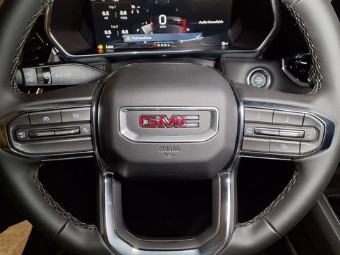 New 2026 GMC Canyon Elevation w/ Convenience Package RWD image 20