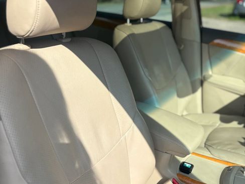 Used 2007 Toyota Avalon Limited image 29