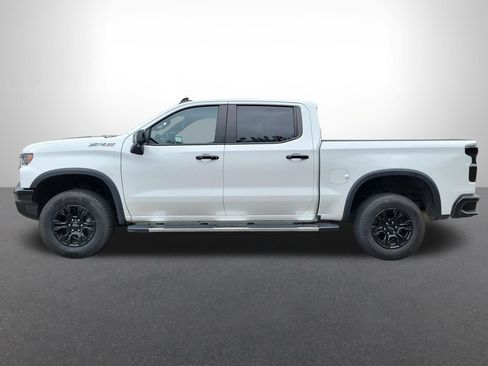 Used 2022 Chevrolet Silverado 1500 ZR2 AWD/4WD image 2