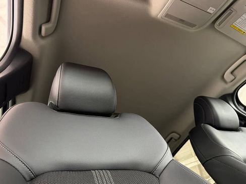 Used 2024 MAZDA CX-50 AWD 2.5 S w/ Weather Package image 18