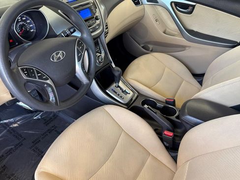Used 2013 Hyundai Elantra GLS w/ Preferred Pkg FWD image 4
