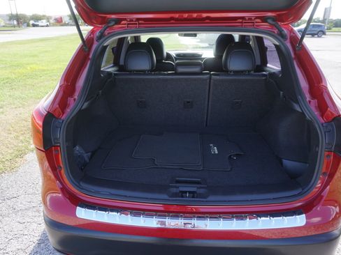 Used 2018 Nissan Rogue Sport SL w/ SL Premium Package image 20